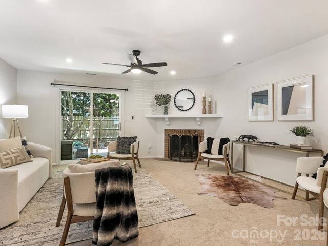 9020 Nolley Court G, Charlotte, NC 28270