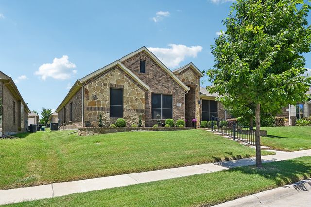 113 Cool Meadows Lane, Red Oak, TX 75154