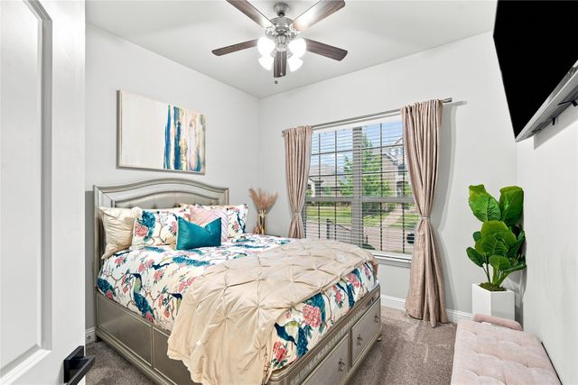 113 Cool Meadows Lane, Red Oak, TX 75154