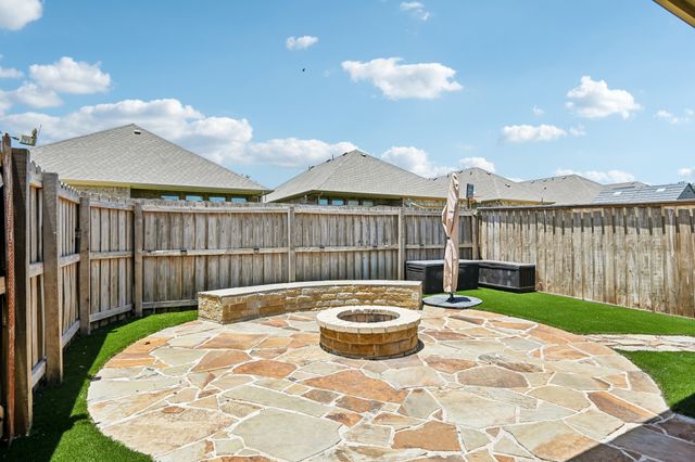 113 Cool Meadows Lane, Red Oak, TX 75154