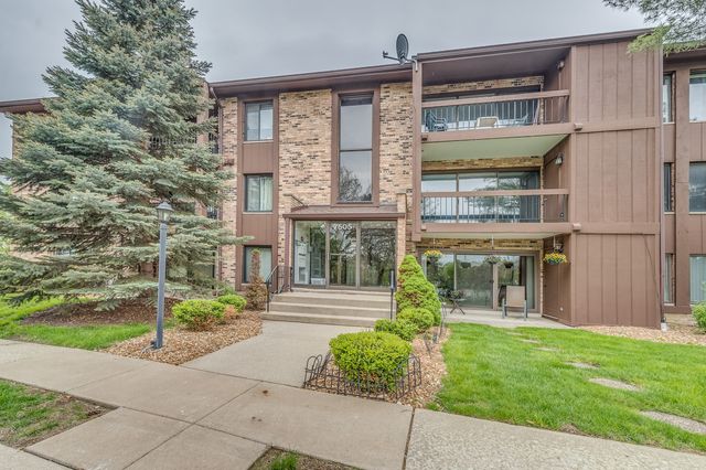 7505 175th Street 122, Tinley Park, IL 60477