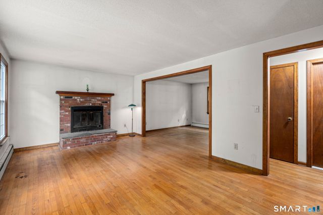 15 Happy Acres Road, Clinton, CT 06413