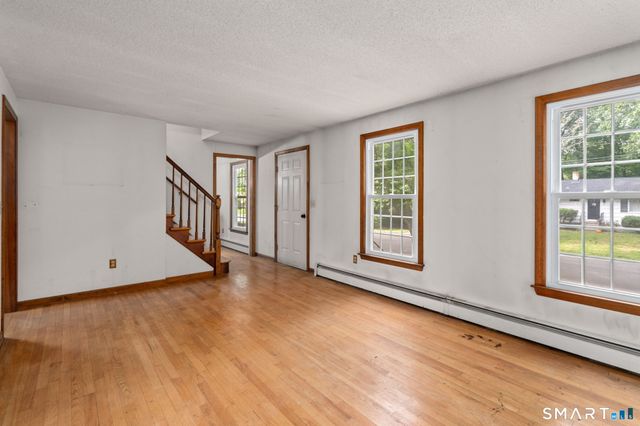 15 Happy Acres Road, Clinton, CT 06413