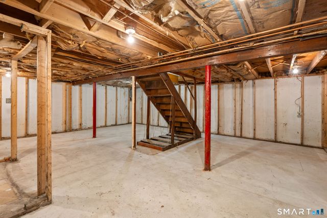 15 Happy Acres Road, Clinton, CT 06413