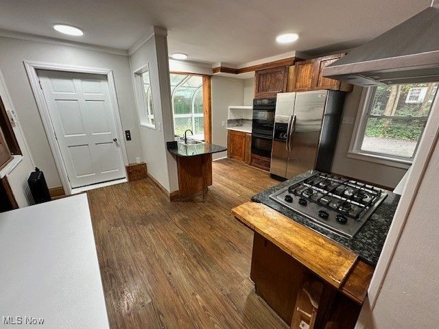 13901 Larchmere Boulevard, Shaker Heights, OH 44120