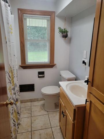 N6282 River Heights DRIVE, Plymouth, WI 53073