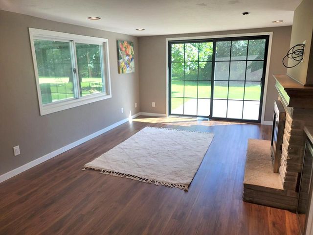 N6282 River Heights DRIVE, Plymouth, WI 53073