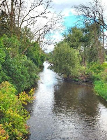 N6282 River Heights DRIVE, Plymouth, WI 53073