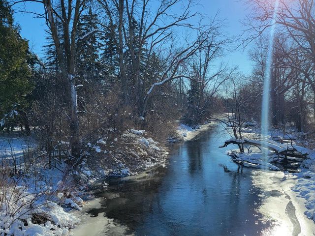 N6282 River Heights DRIVE, Plymouth, WI 53073