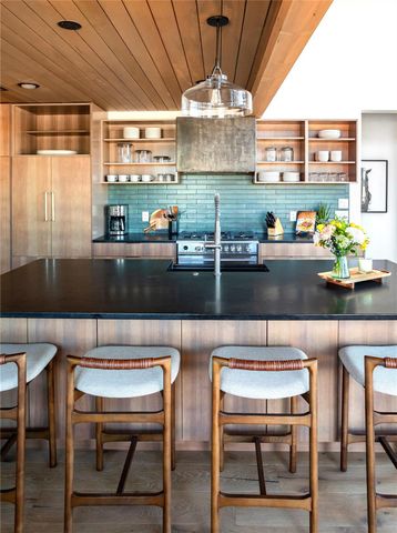 9361 W Us Highway 290 Bluebonnet, Hye, TX 78635