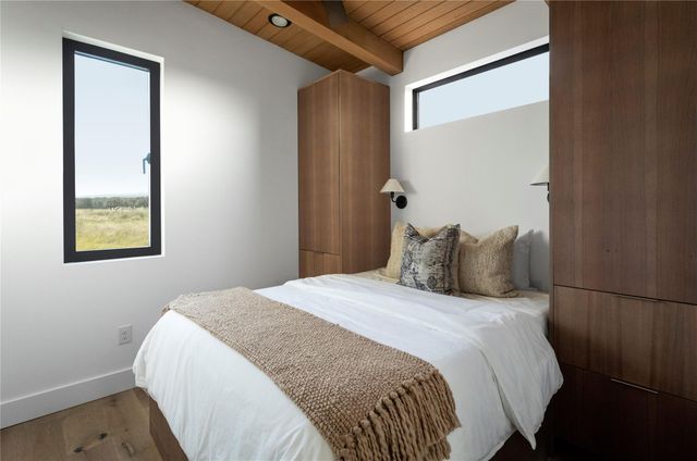 9361 W Us Highway 290 Bluebonnet, Hye, TX 78635