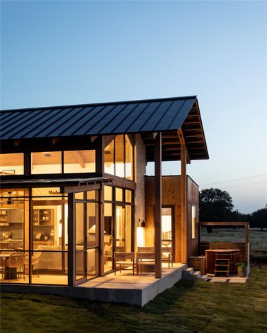 9361 W Us Highway 290 Bluebonnet, Hye, TX 78635