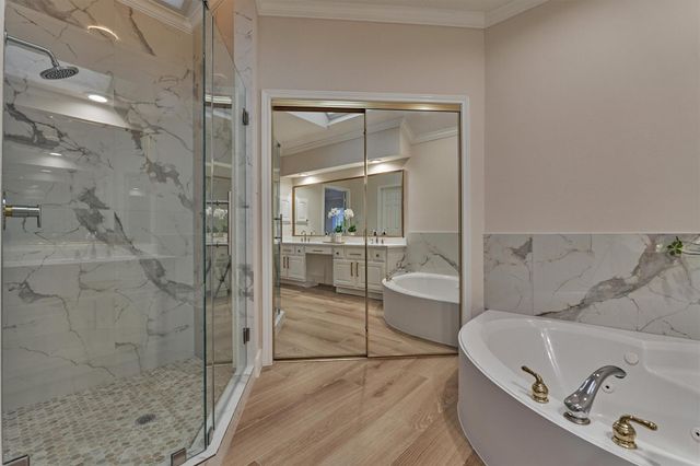 3 Heartleaf Court, The Woodlands, TX 77381