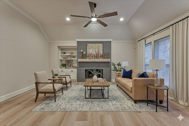 3 Heartleaf Court, The Woodlands, TX 77381