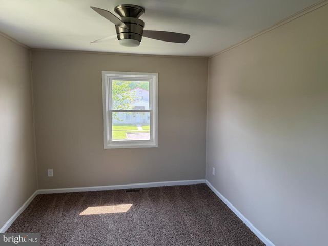 48 MAGNOLIA CT, Sicklerville, NJ 08081