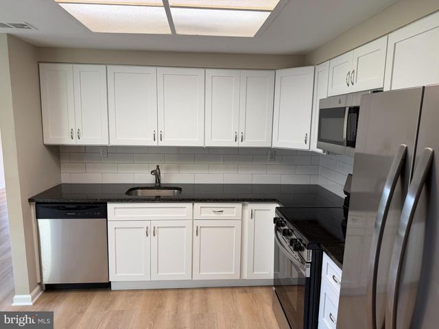48 MAGNOLIA CT, Sicklerville, NJ 08081