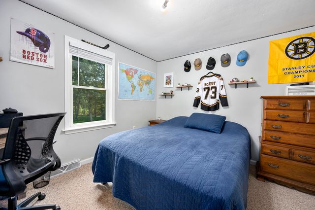 47 Blackthorn Path, Forestdale, MA 02644