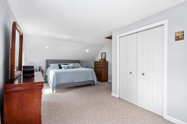 47 Blackthorn Path, Forestdale, MA 02644