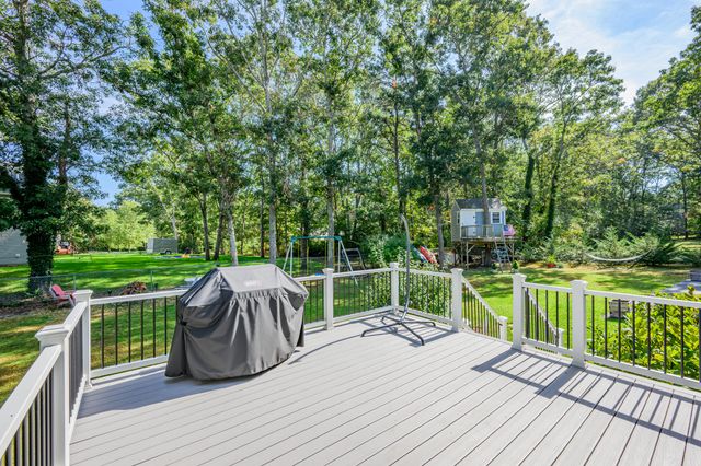 47 Blackthorn Path, Forestdale, MA 02644