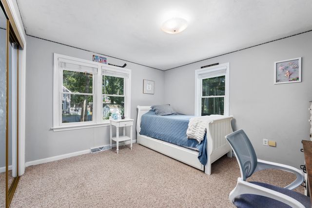 47 Blackthorn Path, Forestdale, MA 02644