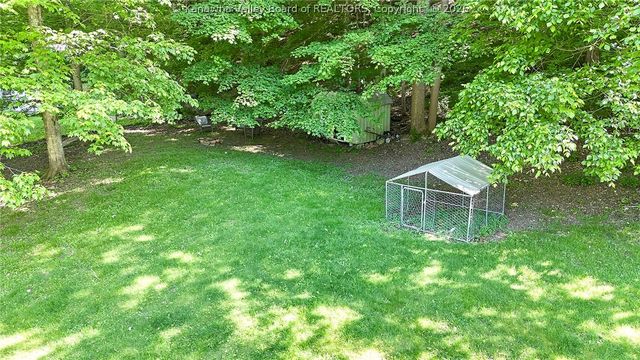 615 Crestlyn Drive, Charleston, WV 25302