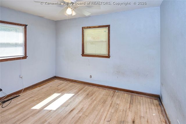 615 Crestlyn Drive, Charleston, WV 25302