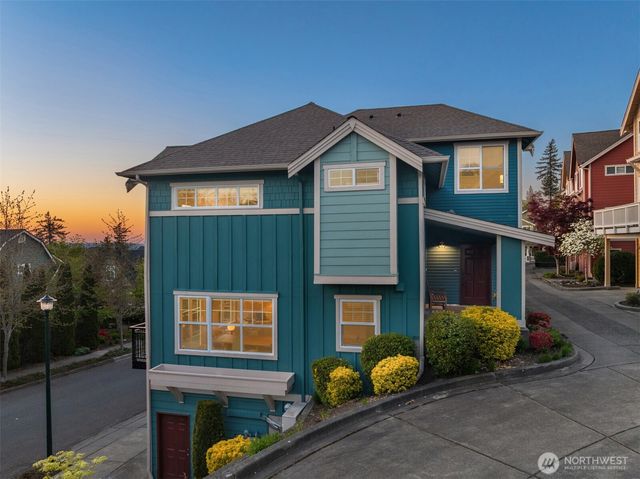 1936 17th Avenue NE, Issaquah, WA 98029