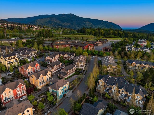 1936 17th Avenue NE, Issaquah, WA 98029