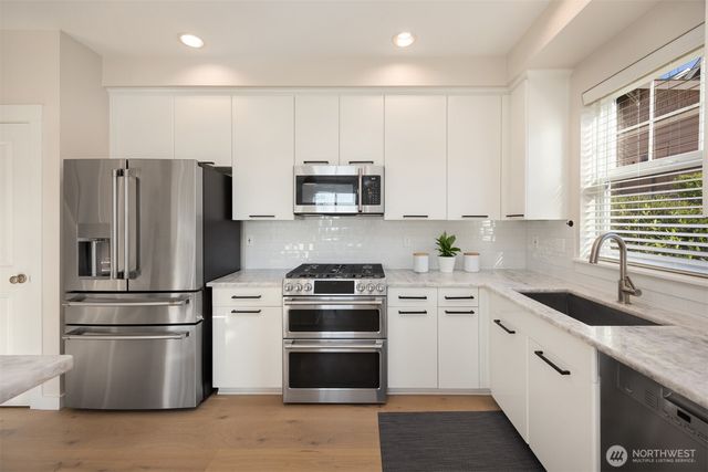 1936 17th Avenue NE, Issaquah, WA 98029
