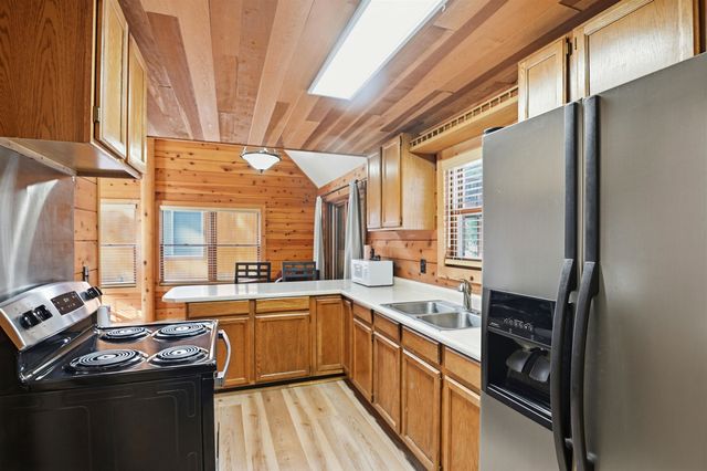 274 Oak Street, Tahoma, CA 96142