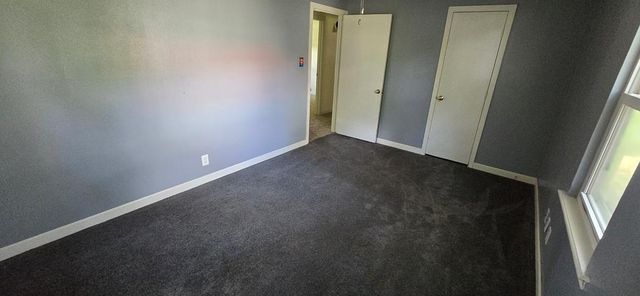 209 7th Street E, Markham, TX 77456