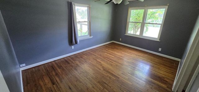 209 7th Street E, Markham, TX 77456