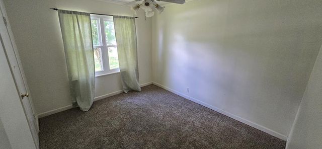 209 7th Street E, Markham, TX 77456