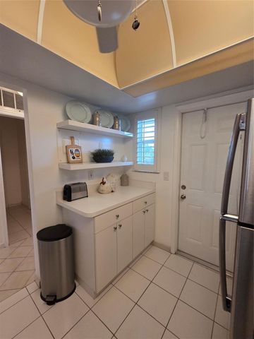 1333 E Hallandale Beach Boulevard 305, Hallandale Beach, FL 33009