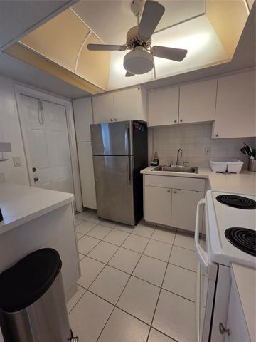 1333 E Hallandale Beach Boulevard 305, Hallandale Beach, FL 33009