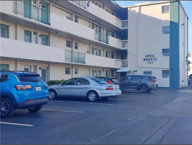 1333 E Hallandale Beach Boulevard 305, Hallandale Beach, FL 33009