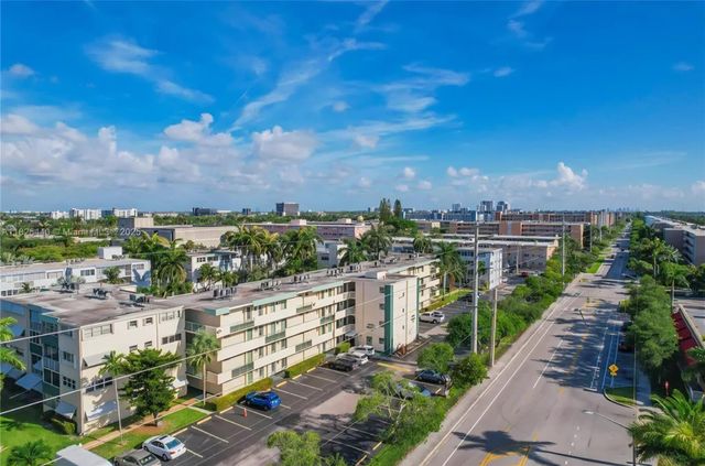 1333 E Hallandale Beach Boulevard 305, Hallandale Beach, FL 33009