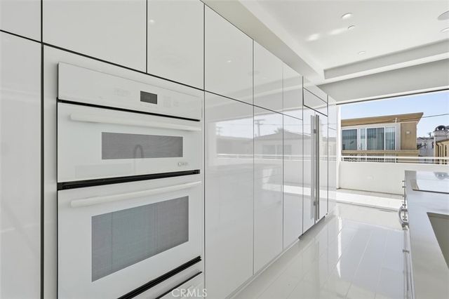 425 23rd Place, Manhattan Beach, CA 90266