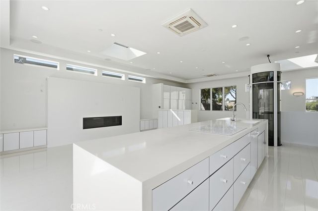 425 23rd Place, Manhattan Beach, CA 90266