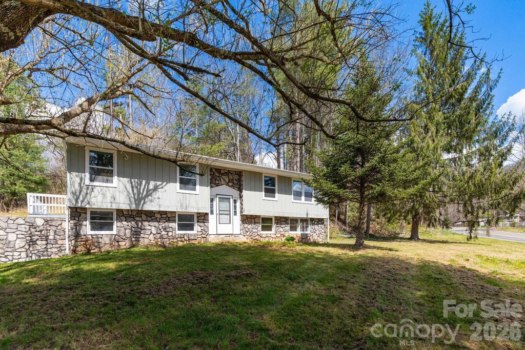 4755 US 23 Highway, Mars Hill, NC 28754