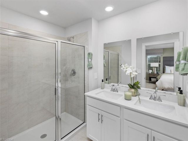 932 Broadleaf Trace, Mebane, NC 27302
