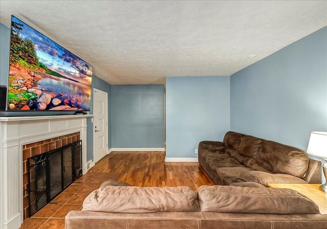 2142 Main Street, Willisburg, KY 40078