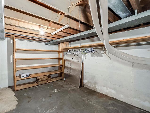 2142 Main Street, Willisburg, KY 40078