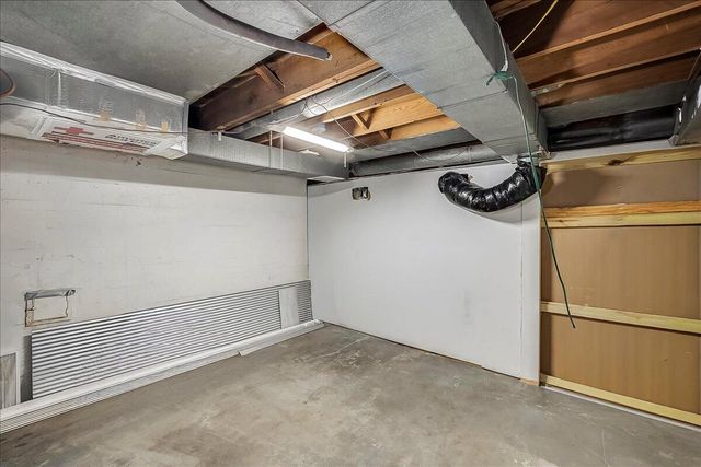 2142 Main Street, Willisburg, KY 40078