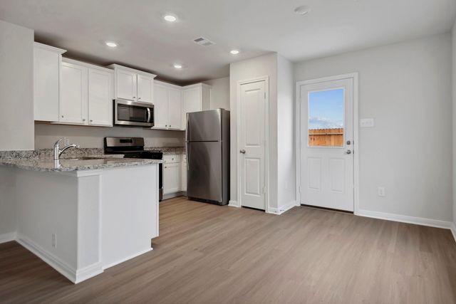 15871 Berry Hill Drive, Conroe, TX 77303