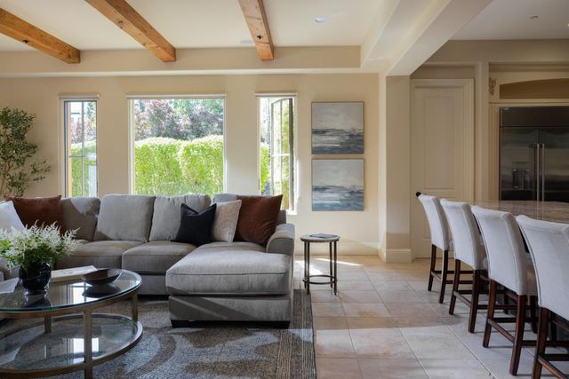 5301 Montserrat Ln, Loomis, CA 95650