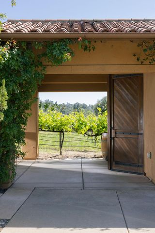 5301 Montserrat Ln, Loomis, CA 95650