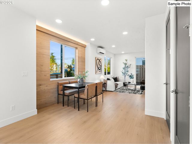 6142 Ne Stanton St, Portland, OR 97213