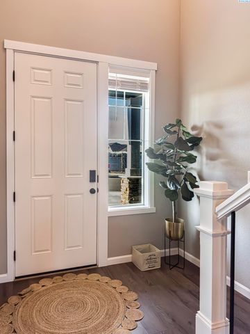 506 Constance Ave, West Richland, WA 99353