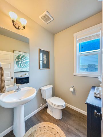 506 Constance Ave, West Richland, WA 99353